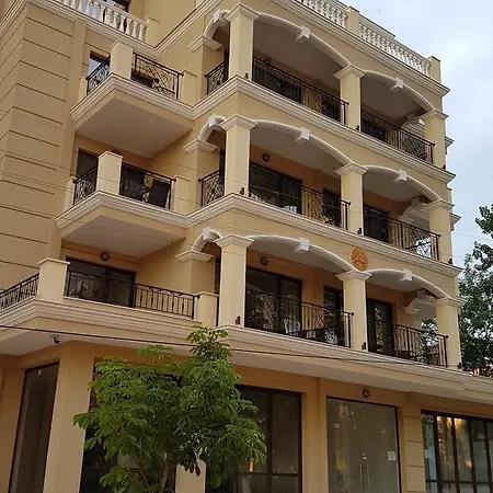 Tiffany Joy Apartament